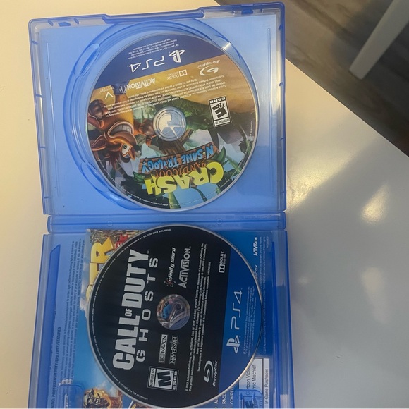 PS4